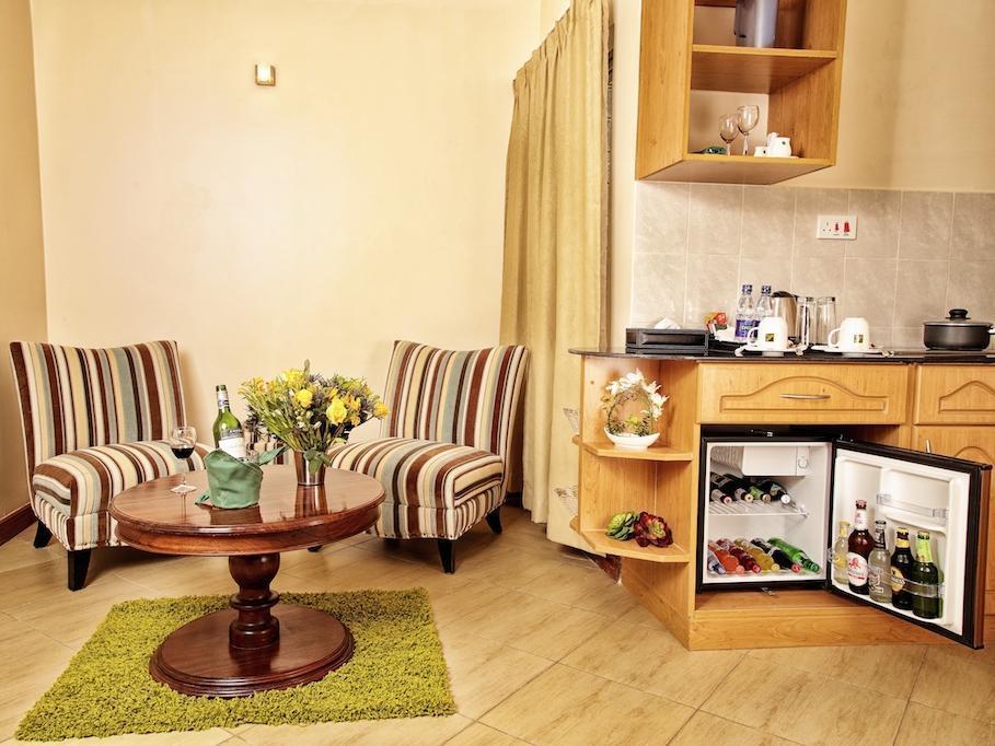 ลองวิว สวีท Hotel ไนโรบี ภายนอก รูปภาพ